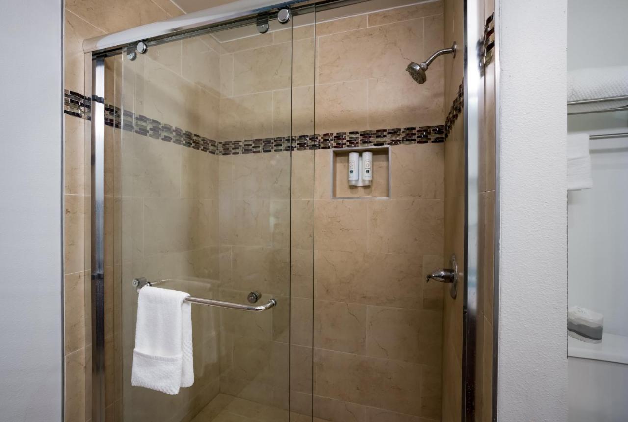 Quality Inn Fairfield Napa Valley Area Buitenkant foto